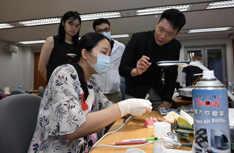 台北市植體學會實作班，與學員實作教學