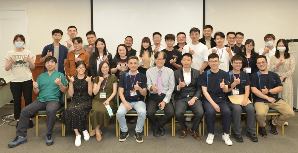 台北市植體學會實作班，與理事長學員合影